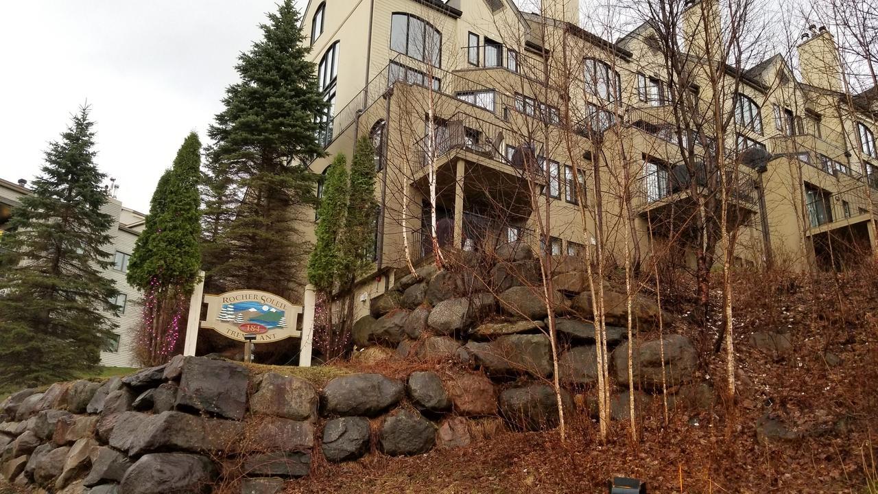 2 Bedroom Condo In Pedestrian Village By Amazing Property Rentals Mont-Tremblant Exterior foto